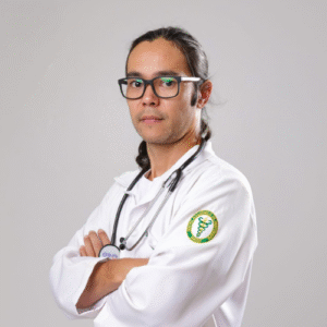 +21 anos de experiência comprovada Uma trajetória sólida em diferentes estados, com mais de 7mil pacientes atendidos e reabilitados.